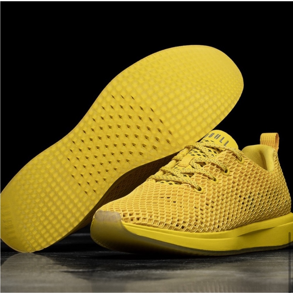 Like New Lemon Drop NoBull Diamond Mesh Runners M 7 W 8.5